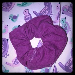 Cute magenta scrunchie 💜